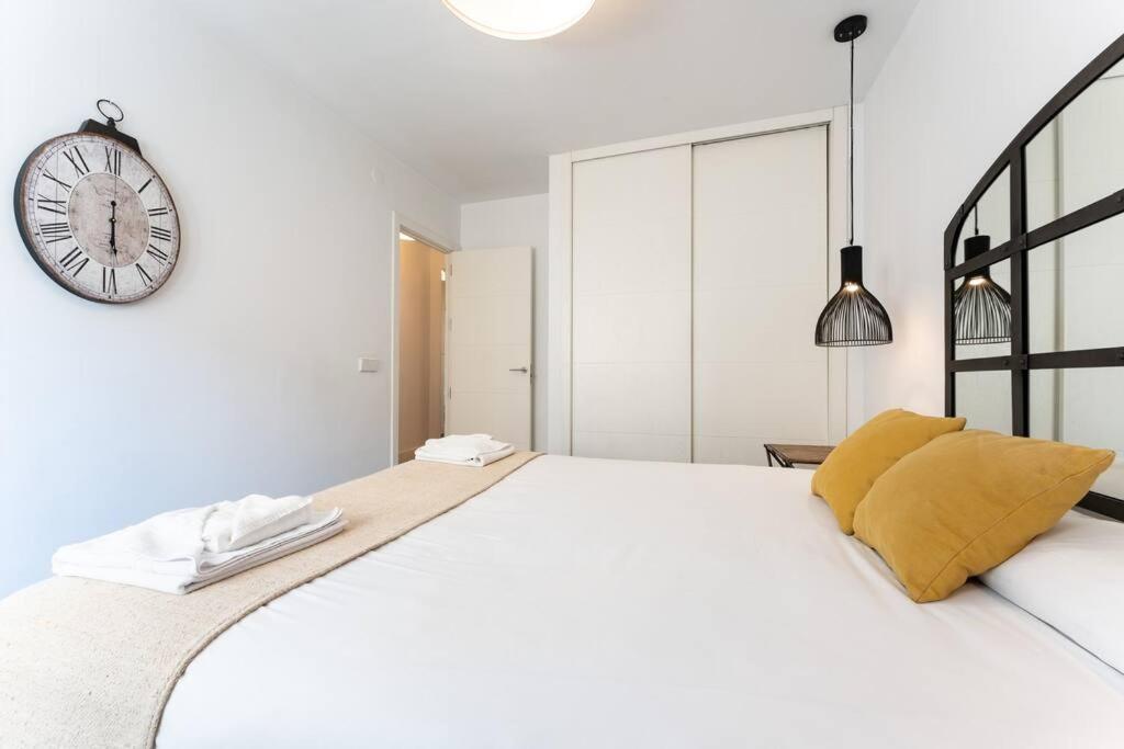 Super Central Malaga Flat With Terrace And Free Parking 외부 사진
