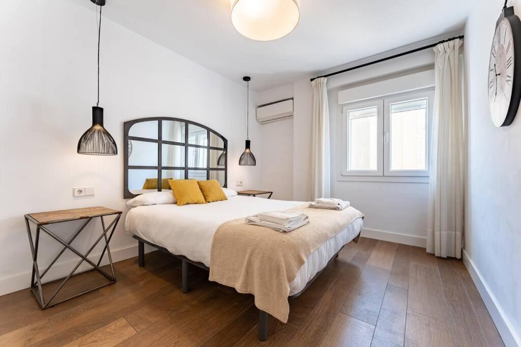 Super Central Malaga Flat With Terrace And Free Parking 외부 사진